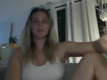 girl Big Tits Cam Girls with elaapril